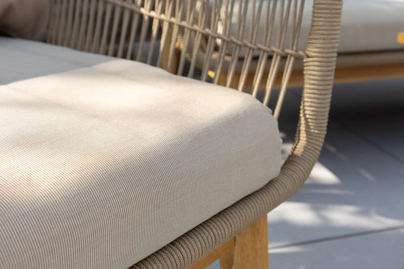 Chania sofagruppe 2-seters sofa + 2 lenestoler med bord utendørs - Brun - Hage - Utemiljø - Veranda & terrasse - Verandamøbler