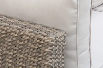 Dramilo loungegruppe i kunstrotting med bord og puter - Beige - Hagemøbler - Loungemøbler - Sofagruppe utendørs