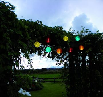 Festival solcellelyslenke - flerfarget - Hage - Utemiljø - Veranda & terrasse - Verandabelysning