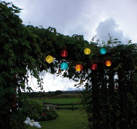 Festival solcellelyslenke - flerfarget - Hage - Utemiljø - Veranda & terrasse - Verandabelysning