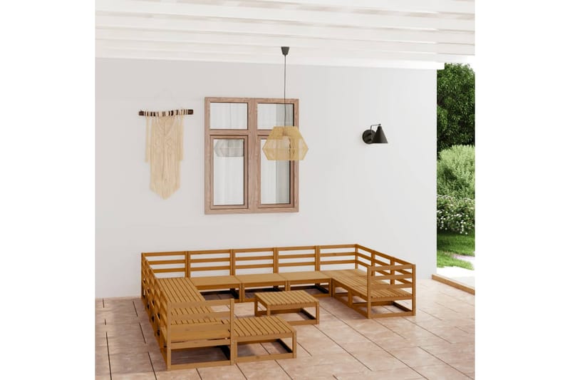Hagesofagruppe 13 deler heltre furu - Brun - Hage - Utemiljø - Veranda & terrasse - Verandamøbler
