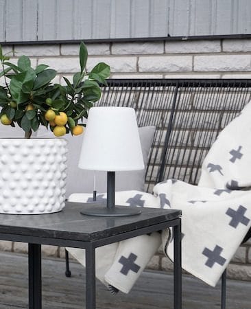 Kreta bordlampe 16 cm - hvit og svart - Hage - Utemiljø - Veranda & terrasse - Verandabelysning
