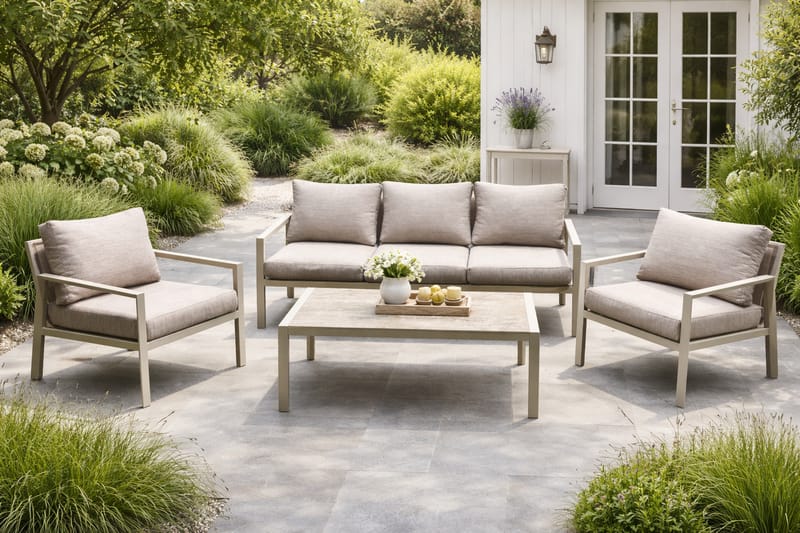Palermo Hagemøbelgruppe Sofagruppe: 3-seter sofa, 2 lenestoler, sofabord - Beige - Hage - Utemiljø - Veranda & terrasse - Verandamøbler