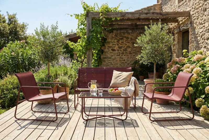Pelanda loungegruppe utendørs - Rød - Hage - Utemiljø - Veranda & terrasse - Verandamøbler