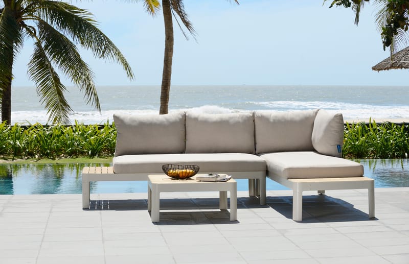 Portals Modulsett 2× 2-seter sofaer + sofabord - Korallsand - Hage - Utemiljø - Veranda & terrasse - Verandamøbler