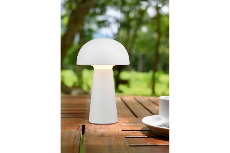 Trio Lighting Lennon LED bordlampe hvit oppladbar - Hage - Utemiljø - Veranda & terrasse - Verandabelysning