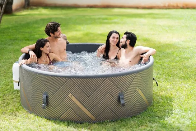 Spabad MSpa Mono Frame for 8 personer - Hage - Utendørsbad - Spabad - Oppblåsbart spa