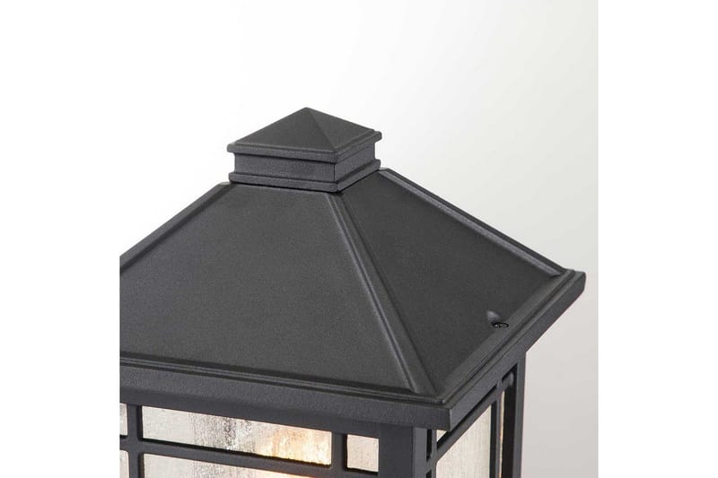 Sokkellykt Quoizel Cedar Point - Belysning - Utebelysning - Stolpelykt & portlykt