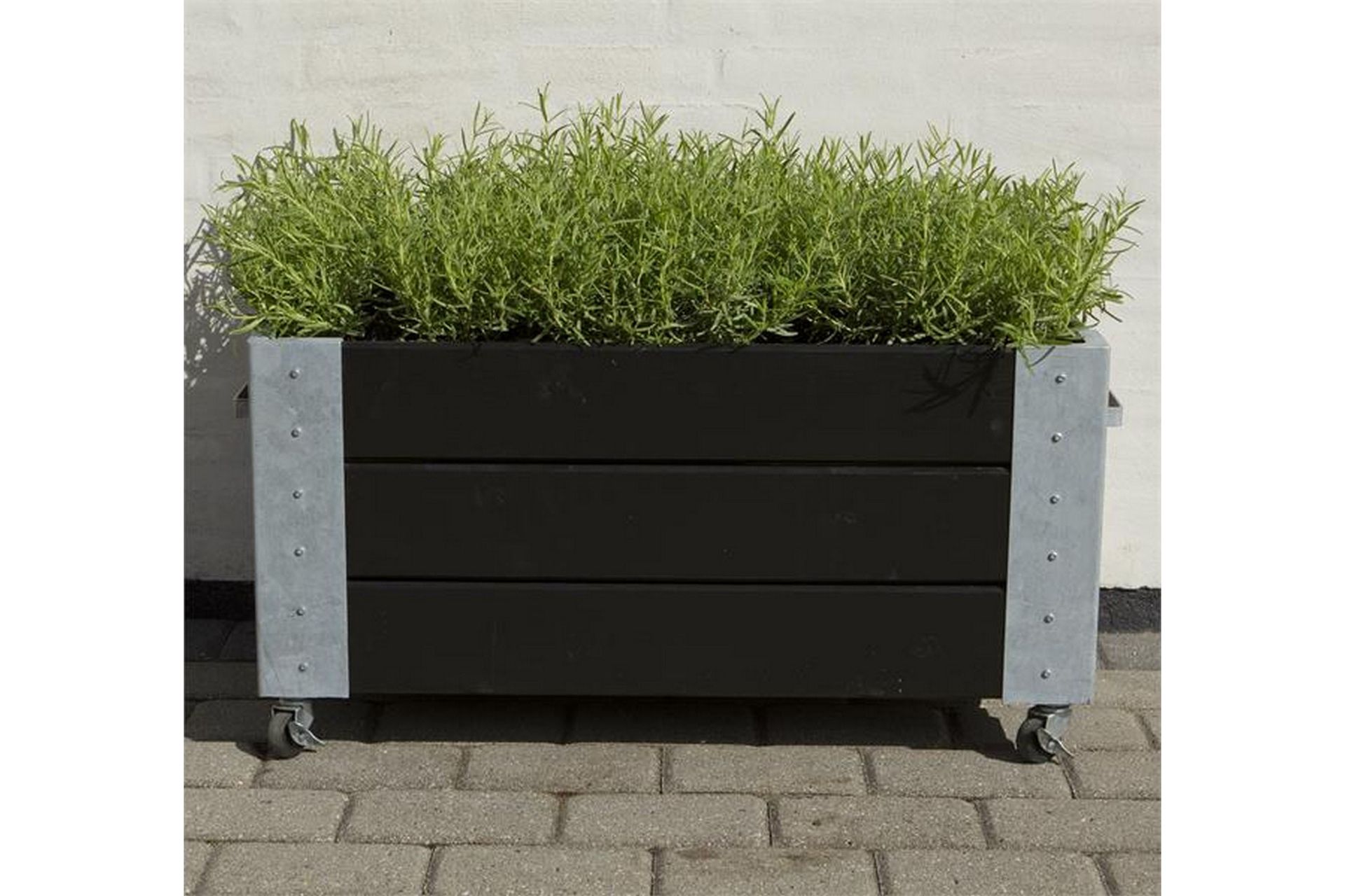Cubic blomsterkasse 87x50x45 cm med stålhjørne og hjul - Hagemøbler - Øvrig utendørs - Tilbehør utendørs - Hagekrukker