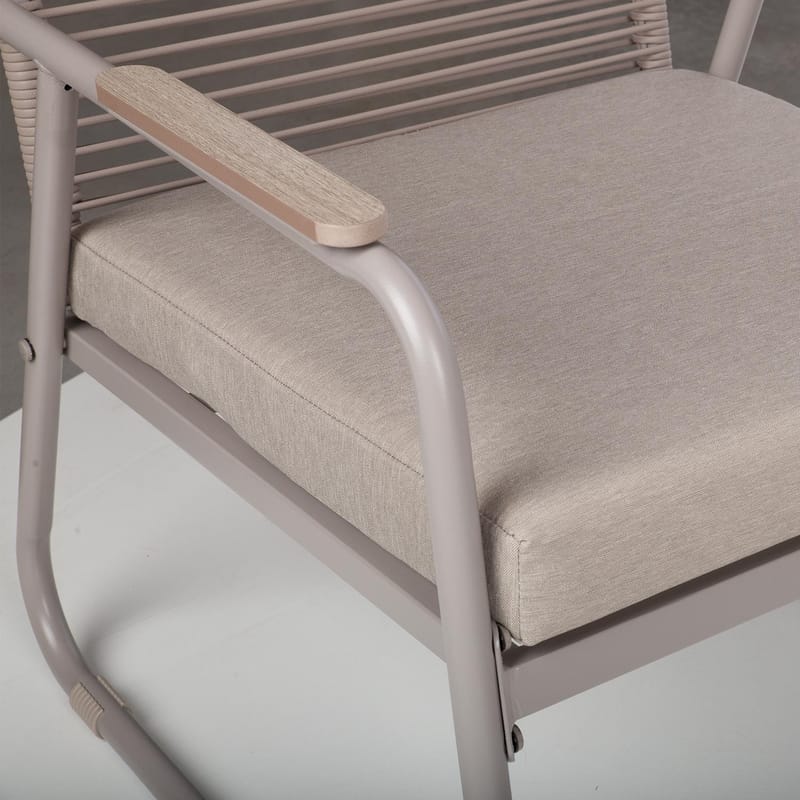 Hagemøbelsett HOME4YOU Macos bord, sofa og 2 stoler Beige - Beige - Hagemøbler - Balkong - Balkongmøbler - Balkonggrupper