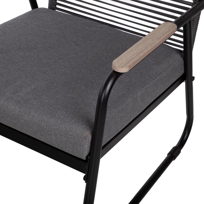 Hagemøbelsett HOME4YOU Macos bord, sofa og 2 stoler Grå/svart - Grå/svart - Hagemøbler - Balkong - Balkongmøbler - Balkonggrupper