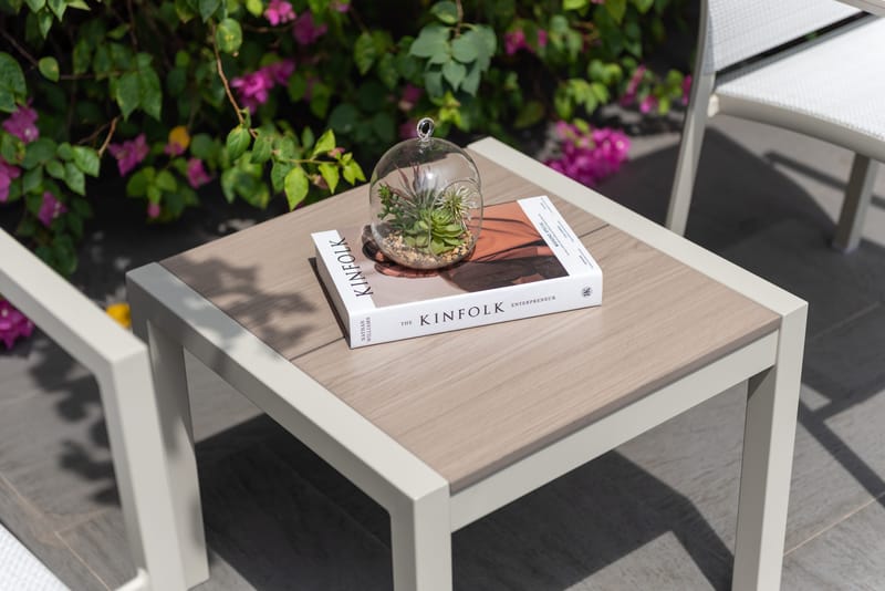 Urbanite Utesidebord 50×50 cm - Lys Grå - Hagemøbler - Balkong - Balkongmøbler - Balkongbord