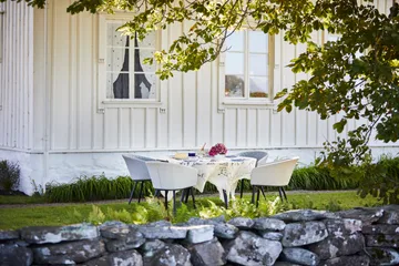Hillerstorp Oxhult utebord Ø145 cm svart - Svart - Hagemøbler - Hagebord - Spisebord ute
