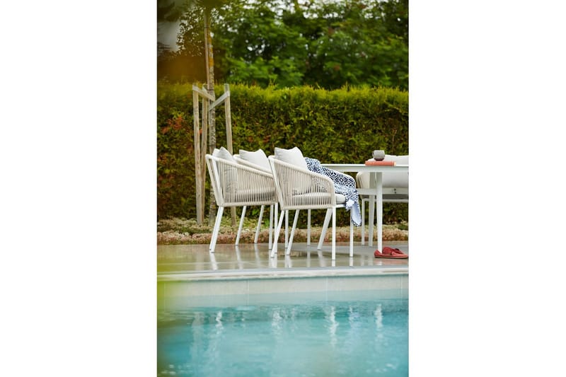 Hillerstorp Oxhult utebord Ø145 cm hvit - Hvit - Hagemøbler - Hagebord - Spisebord ute
