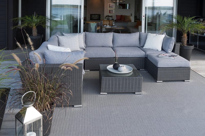 Hillerstorp Madison sofabord og loungebord utendørs 64 cm kunstrattan glass - Svart - Hagemøbler - Hagebord - Loungebord & Sofabord utendørs