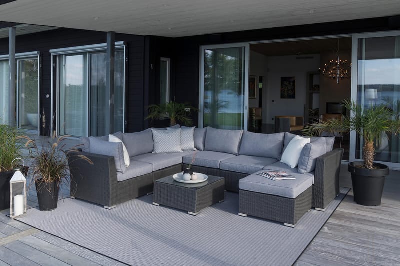Hillerstorp Madison sofabord og loungebord utendørs 64 cm kunstrattan glass - Svart - Hagemøbler - Hagebord - Loungebord & Sofabord utendørs