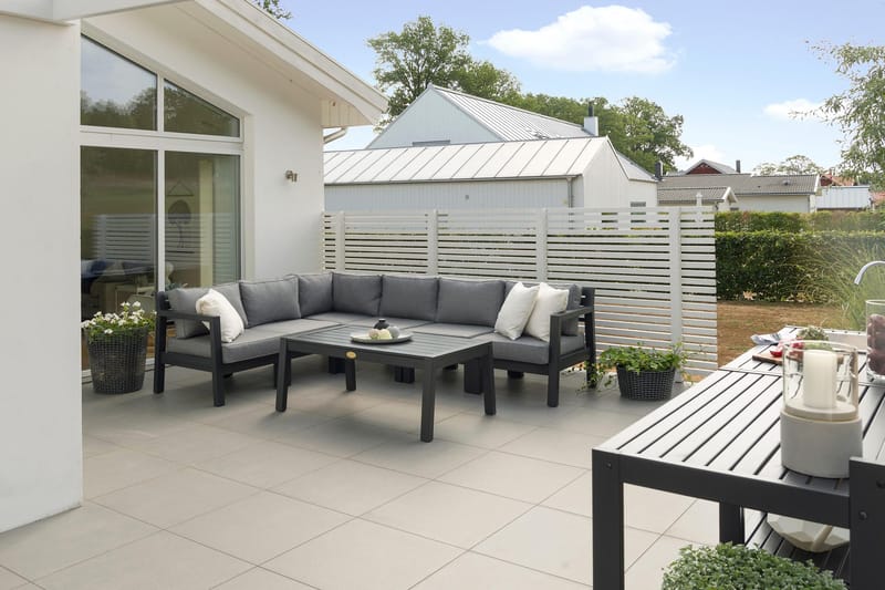 Hillerstorp Stoltö spisebord og sofabord utendørs 120 cm furu tre - Svart - Hagemøbler - Hagebord - Loungebord & Sofabord utendørs