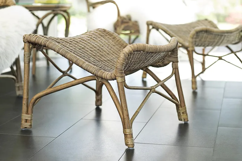 Praktø Bord - Naturrotting - Hagemøbler - Hagebord - Sidebord