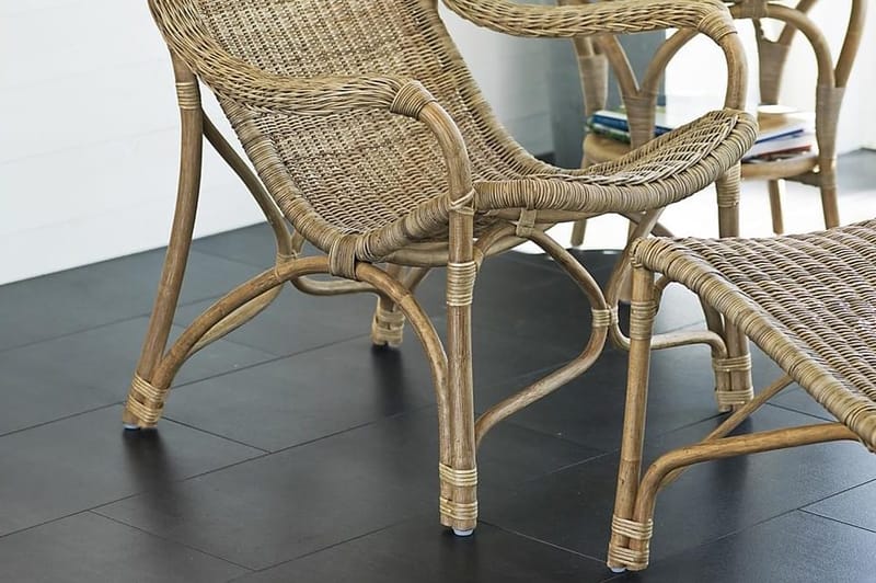 Praktø Bord - Naturrotting - Hagemøbler - Hagebord - Sidebord