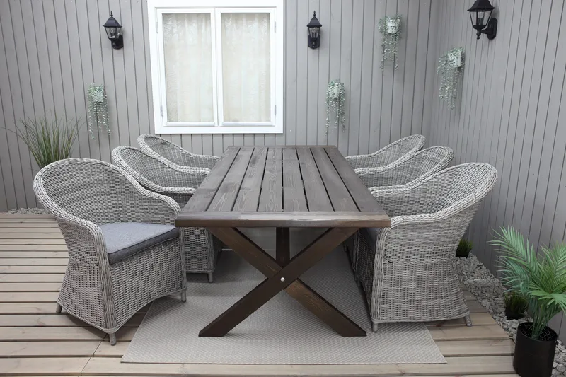 Hains Fasta Spisebord 220 cm - Brun - Hagemøbler - Hagebord - Spisebord ute