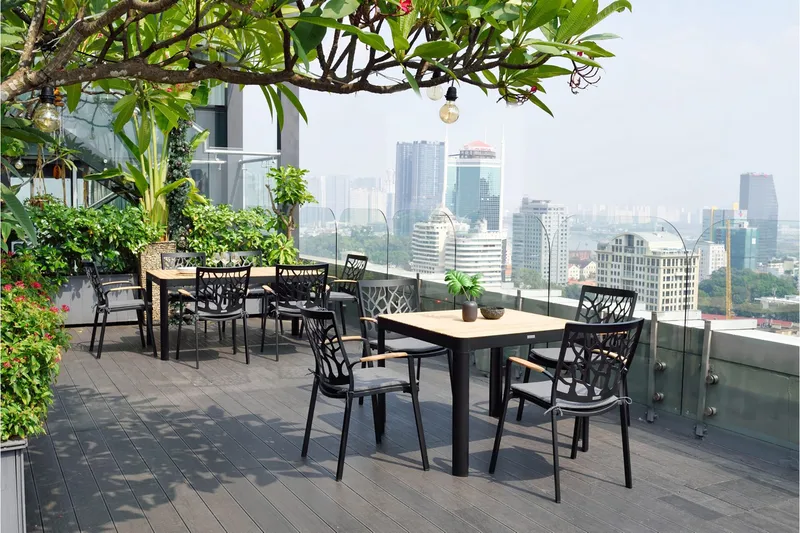 Portals Spisebord 95 cm - Svart/Tre - Hagemøbler - Hagebord - Spisebord ute