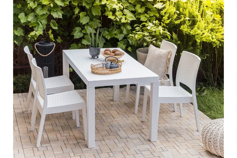 Spisebord Hvit 140 x 80 cm FOSSANO - Hvit - Hagemøbler - Hagebord - Spisebord ute