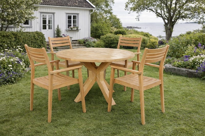 Toscana Bord Ø140 cm - Tre - Hagemøbler - Hagebord - Spisebord ute