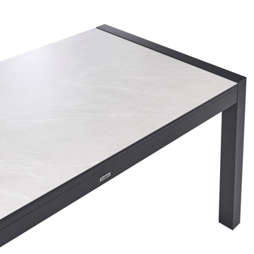 Uttrekkbart spisebord utendørs Binasco 160/220 cm - Beige/svart - Hagemøbler - Hagebord - Spisebord ute