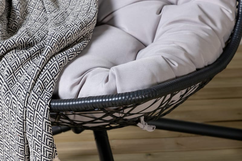 Edinburgh Hengestol med Pute - Svart - Hagemøbler - Stoler & Lenestoler - Hengestoler - Hengestol med stativ