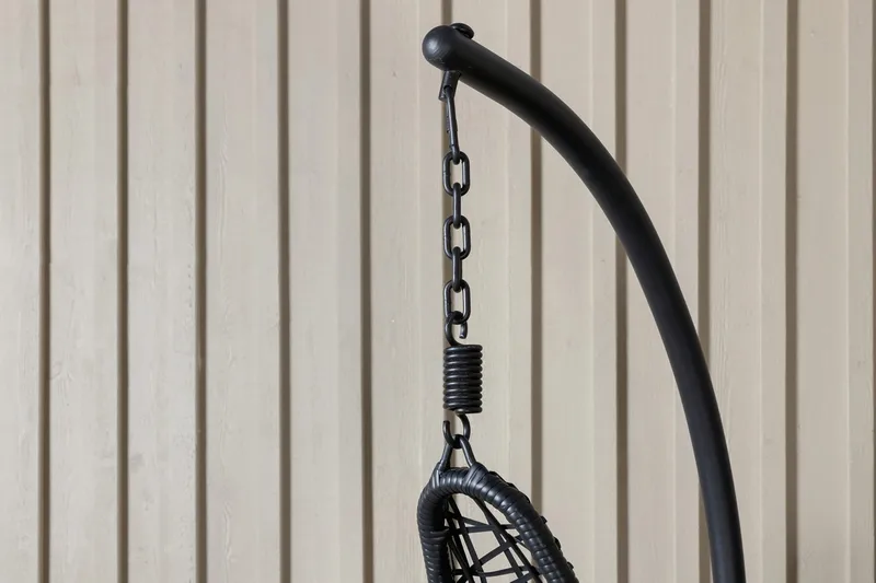 Edinburgh Hengestol med Pute - Svart - Hagemøbler - Stoler & Lenestoler - Hengestoler - Hengestol med stativ