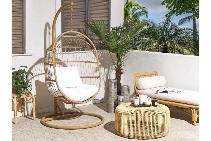 Hengestol med stativ kunstrotting beige ALBA - Tre / Natur - Hagemøbler - Stoler & Lenestoler - Hengestoler