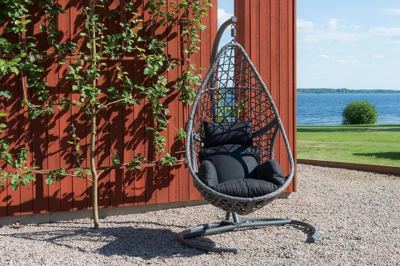 Hillerstorp Droppen hengestol utendørs 120x125 cm - Svart/hvit - Hagemøbler - Stoler & Lenestoler - Hengestoler