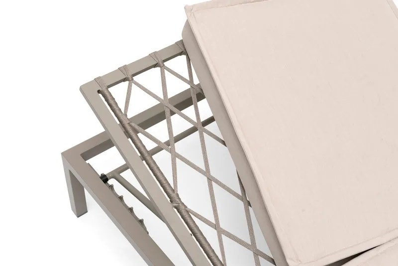 Solseng Hillerstorp Jet Set - Beige - Hagemøbler - Stoler & Lenestoler - Solseng & solvogner