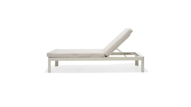 Portals Solseng med Pute 189 cm - Hvit/Tre - Hagemøbler - Stoler & Lenestoler - Solseng & solvogner