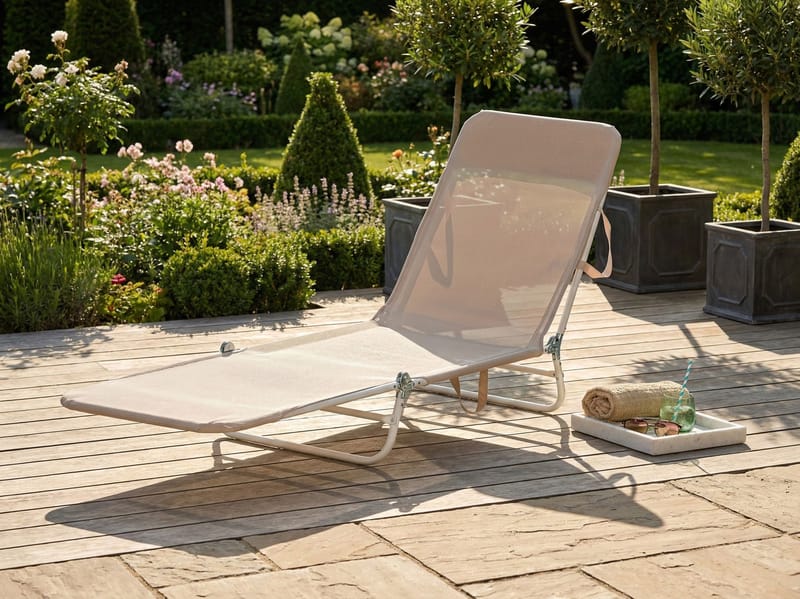Solseng utendørs Kastoria - Beige/hvit - Hagemøbler - Stoler & Lenestoler - Solseng & solvogner