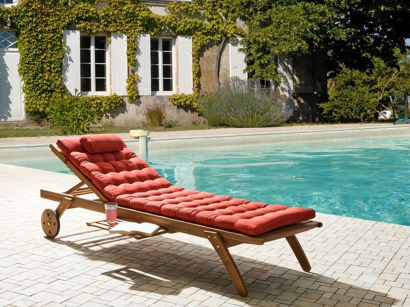 Solseng utendørs med pute Cesana Premium akasietre - Brun/rød - Hagemøbler - Stoler & Lenestoler - Solseng & solvogner