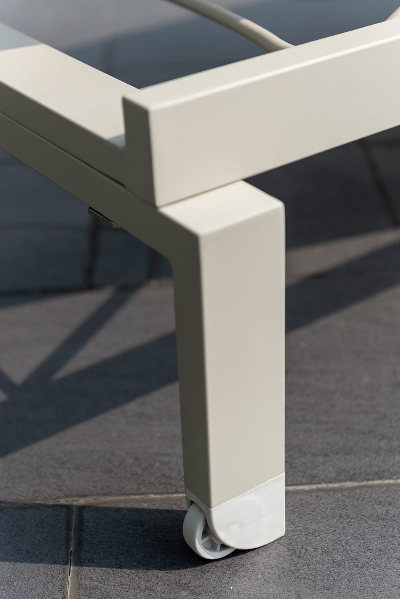 Urbanite Solseng med hjul - Grå - Hagemøbler - Stoler & Lenestoler - Solseng & solvogner