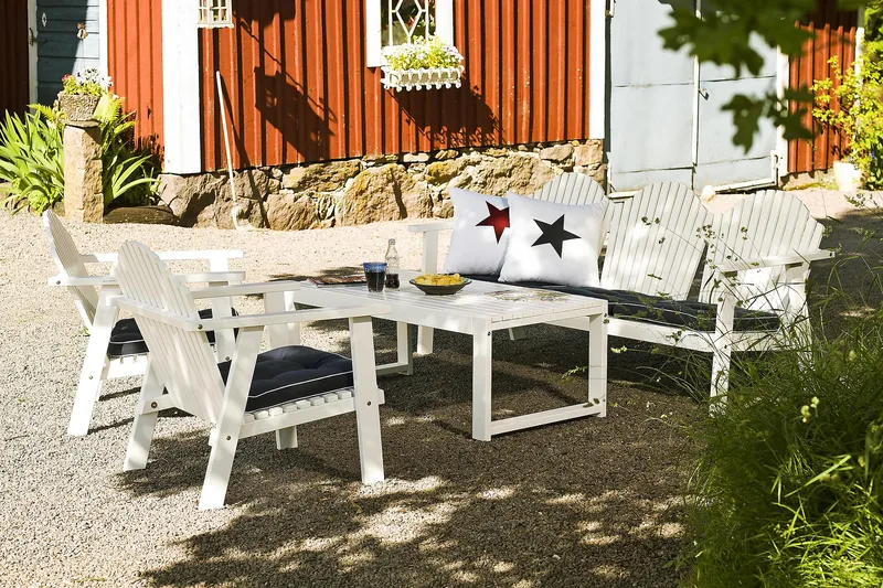 Hillerstorp Bullerö utelenestol LAV RYGG HVIT FURU - hvitlasert furu - Hagemøbler - Stoler & Lenestoler - Utelenestoler