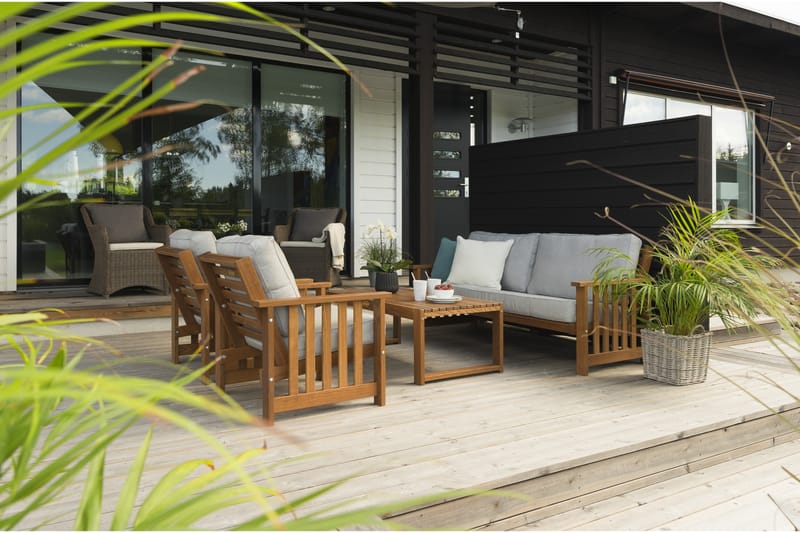 Hillerstorp Gotland Sofagruppe m Bord+Sofa+2 Lenestoler - Hvit/Beige - Hage - Utemiljø - Veranda & terrasse - Verandamøbler