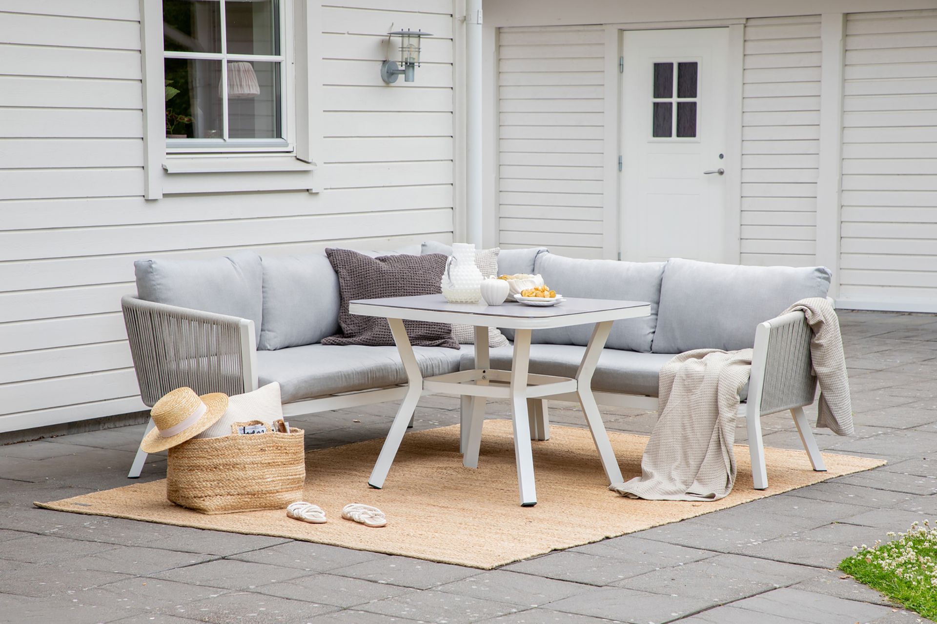 Virya Hjørneloungegruppe med Puter Grå - Venture Home - Hagemøbler - Loungemøbler - Loungesett