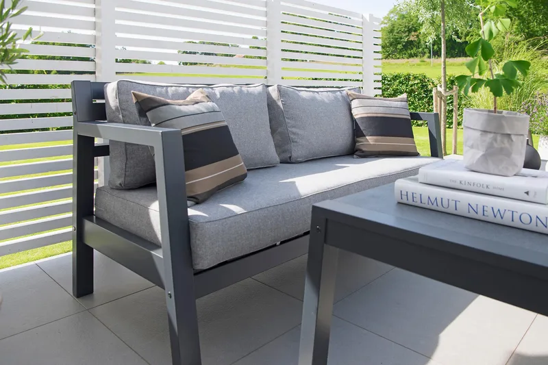 Hillerstorp Stoltö lounge utendørssofa - Grå|svart - Hagemøbler - Loungemøbler - Lounge sofa
