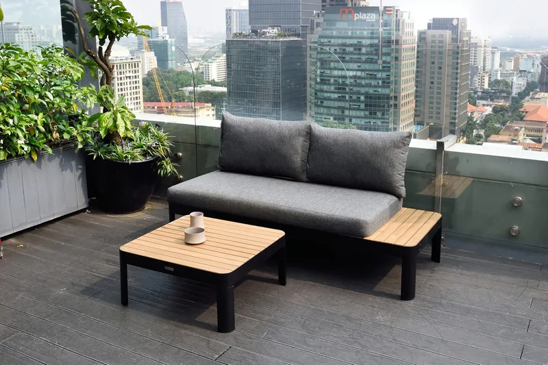 Portals 2-seter Sofa - Svart/Tre - Hagemøbler - Loungemøbler - Lounge sofa