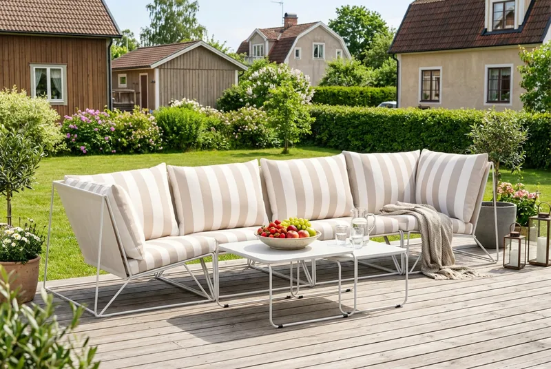 Usteryd utendørs rett 4-seters sofa - Beige/Stripet - Hagemøbler - Loungemøbler - Lounge sofa