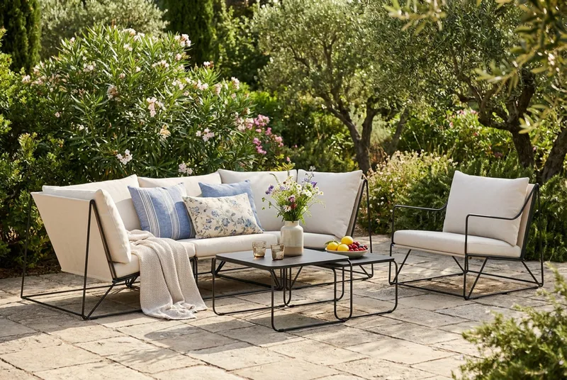 Usteryd utendørs rett 4-seters sofa med lenestol - Svart/Beige - Hagemøbler - Loungemøbler - Sofagruppe utendørs