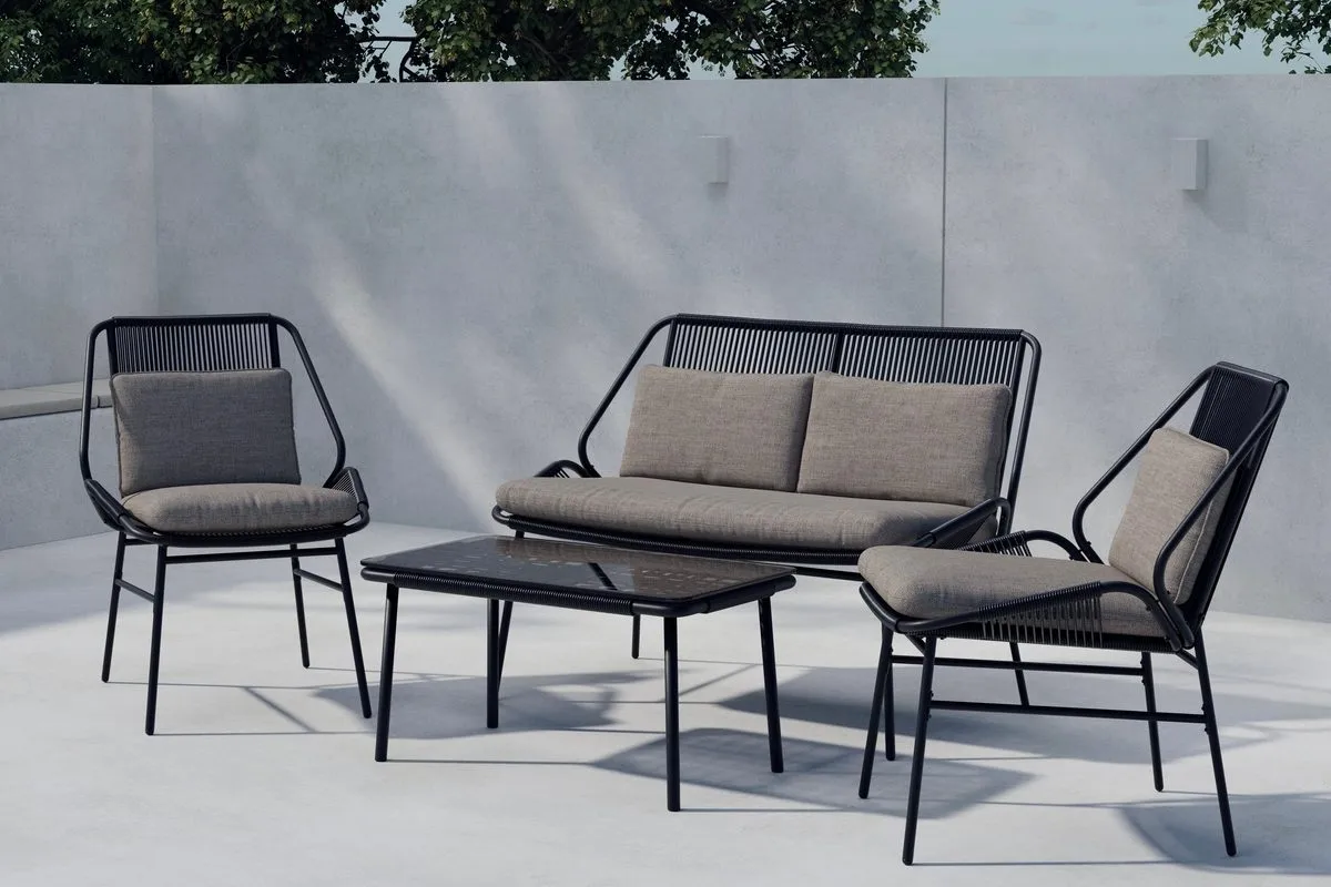 Zakynthos sofagruppe 2-seters sofa + 2 lenestoler med bord utendørs - Svart