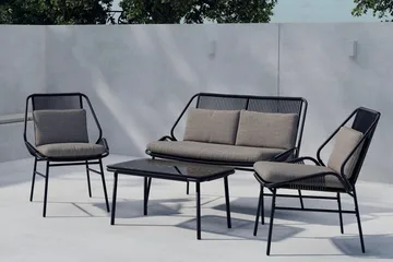 Zakynthos sofagruppe 2-seters sofa + 2 lenestoler med bord utendørs - Svart - Hagemøbler - Loungemøbler - Sofagruppe utendørs