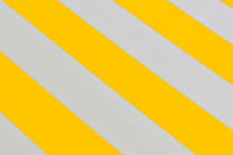 Foldbar markise manuell 600 cm gul/hvit - Hagemøbler - Solbeskyttelse - Markiser - Balkongmarkise