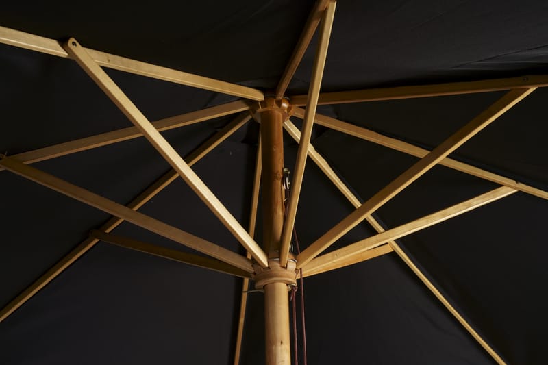 Ixos Parasoll 300 cm Svart/natur - Venture Home - Hagemøbler - Solbeskyttelse - Parasoller