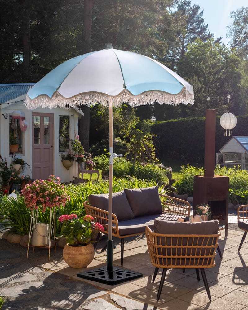 Parasoll utendørs 155 cm Mondello - hvit/blå - Hagemøbler - Solbeskyttelse - Parasoller - Strandparasoll