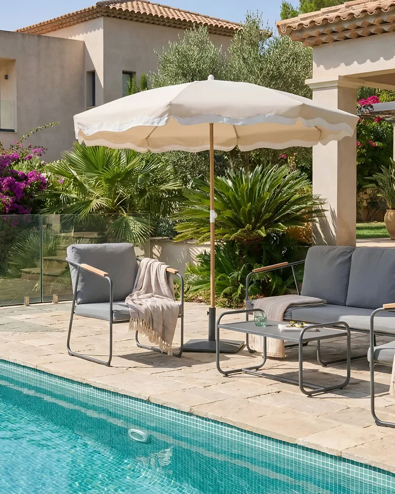 Parasoll utendørs 232 cm Sestriere - beige/hvit/brun - Hagemøbler - Solbeskyttelse - Parasoller - Balkongparasoll